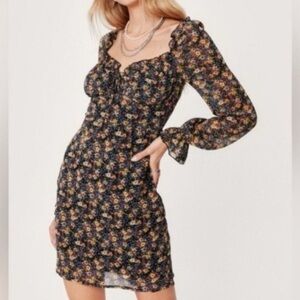 NWT Nasty Gal Floral Long Sleeve Tie Bust Mini Dress size US6